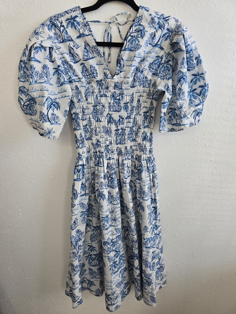 Jessie Zhao Leandra Blue Smocked V Neck Puff-Sleeve Midi Dress sz 2 - Picture 5 of 11
